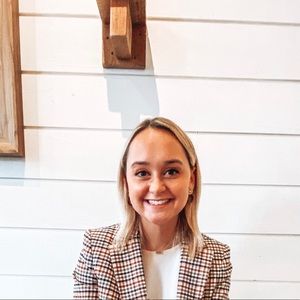 Meet your Posher, Jackie